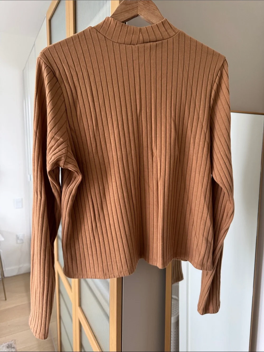 Old Navy Ribbed Mock Neck Long Sleeve Top - Camel - Picture 3 of 3